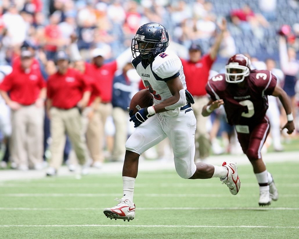 astroturf has long been associated with knee pain and knee injuries