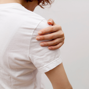 pain, shoulder pain, shoulder tightness, sore shoulder, pain management, fix shoulder pain, treatment, pain relief, frozen shoulder, fix frozen shoulder